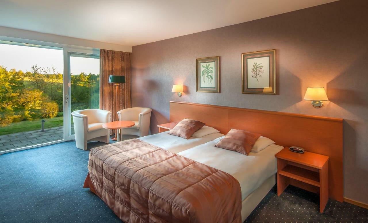 Landhotel Heuvelzicht سخين أوب خيو المظهر الخارجي الصورة